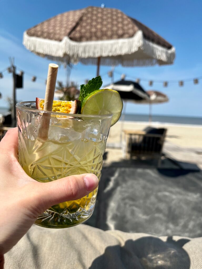 Visiting Noordwijk, Branding Beach Club