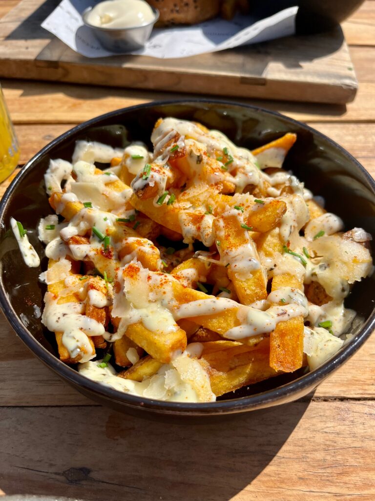 Visiting Noordwijk, Branding Beach Club